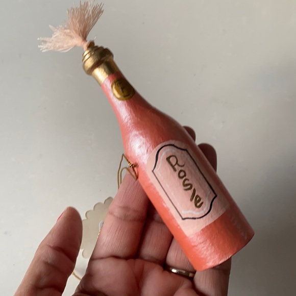 ❤️… Anthropologie Christmas Rosè Pink Ornament - Picture 1 of 4